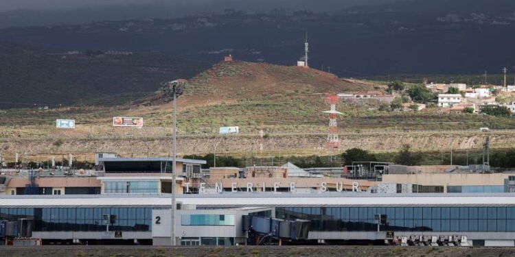 Countries prepare to evacuate hantavirus ship passengers