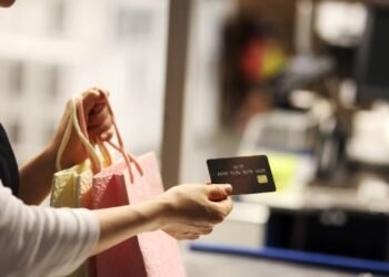 Credit card debt stands at $1.25 trillion