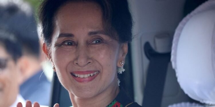 Detained Myanmar ex-leader Suu Kyi to meet legal team this weekend