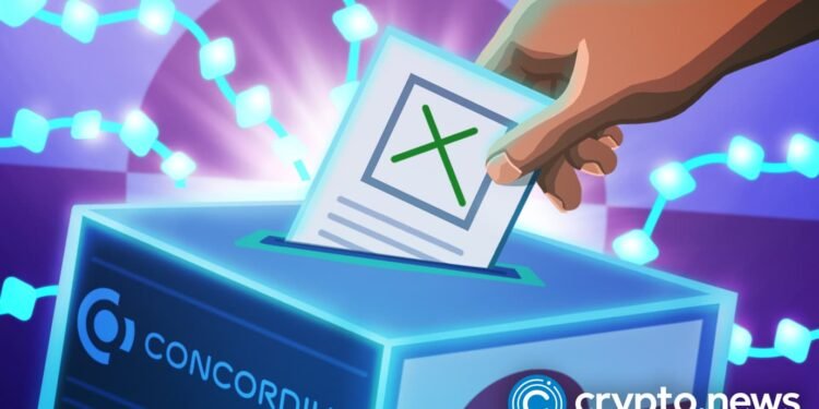 Fairshake defends midterm spending as voter trust crashes - 1