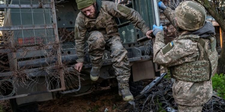 Fighting reaches outskirts of Ukraine’s stronghold Kostiantynivka
