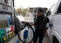 Gloom deepens for consumers in early May due to high gas prices