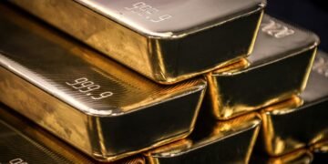 Gold has climbed back above a key trend line. Are more gains on the way?