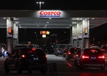 Higher gas prices are driving people to membership retailers — and Costco is the latest to benefit