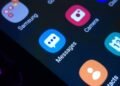 How to Save Your Samsung Messages Conversations Before the App Shuts Down