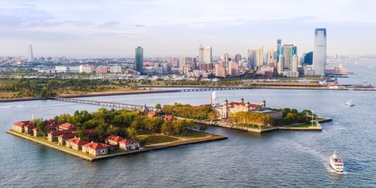 How to Spend a Perfect Day in Jersey City—Starting With a Giant Pork Roll Sandwich