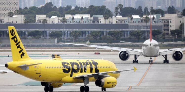 If Spirit ends up shutting down, these airlines stand to benefit