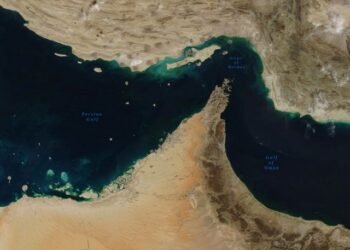 Iran aims to double oil revenues by controlling Strait of Hormuz