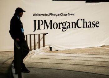 JPMorgan looks to offload exposure to $4 billion in private equity-linked loans, FT reports