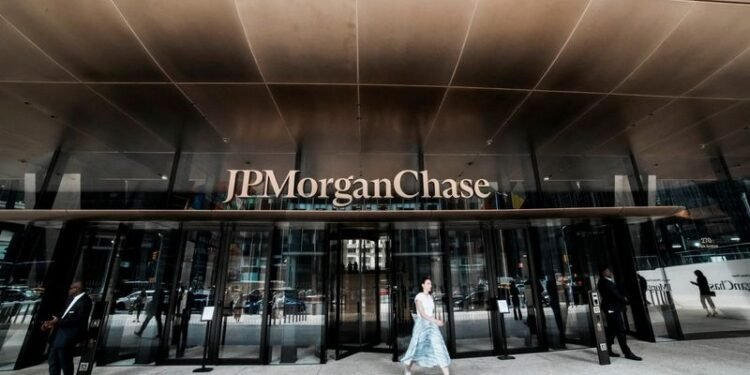 JPMorgan rolls out AI tools in investment banking globally, senior banker says
