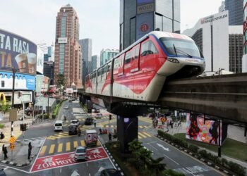 Malaysia economic growth likely slowed to 5.3% in January-March