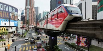 Malaysia economic growth likely slowed to 5.3% in January-March