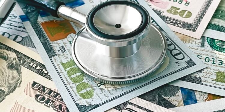 Medicare Advantage brokers rake in $10 billion a year in commissions — but how many people are they helping?