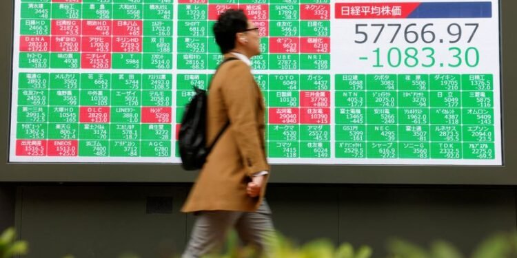 Oil falls, stocks climb as investors hope for progress in Iran war talks