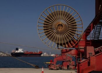 Oil prices gain as investors doubt breakthrough in US-Iran peace talks