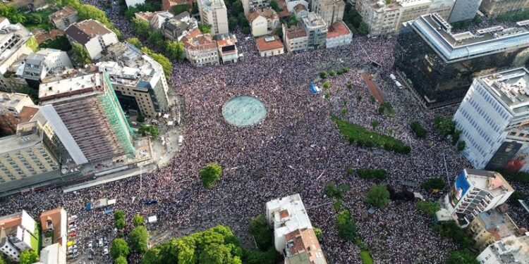 Police and protesters clash in Serbia as crowds demand president’s exit