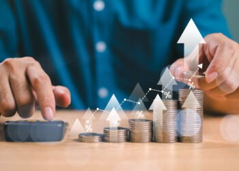 S3 Capital has announced the final close of S3 LB RE Credit Fund III at its hard cap of $1.3bn (£960m), with $850m of discretionary fund commitments and an additional $465m of co-investment commitments.