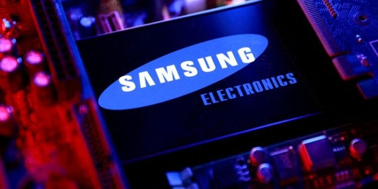Samsung Electronics ships faster HBM4E chip samples to customers; shares jump