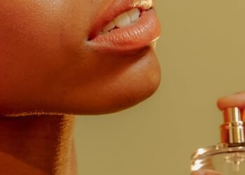 Should You Wear Perfume To The Gym? Experts Weigh In