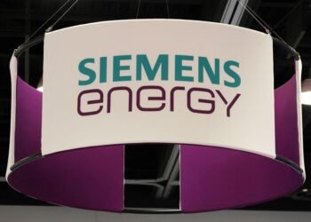 Siemens Energy accelerates share buyback after Q2 cash flow jumps