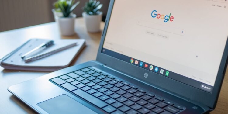 The Built-In Chromebook Apps You Should Definitely Be Using