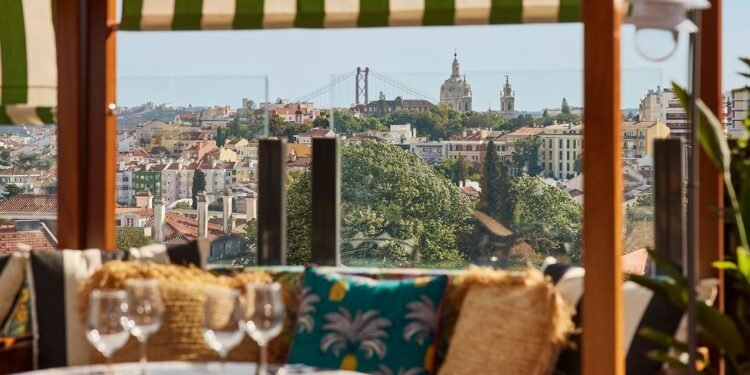The Cheapest, Nicest Hotels in Lisbon for Luxury on a Budget