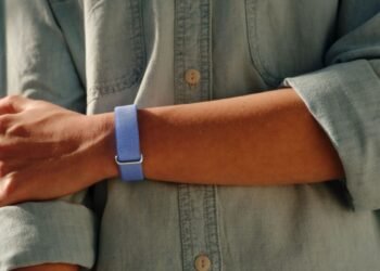 The Fitbit Air Is Real, and It May Actually Be a Whoop Killer