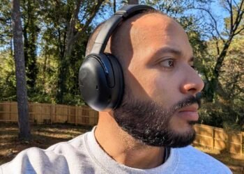 The JBL Tour One M3 Headphones Are $150 Off