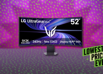 The LG UltraGear 52G930B Curved Gaming Monitor Is $300 Off Right Now