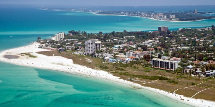 This Florida Gem Is the Only US Beach to Break the World’s Top 30
