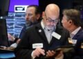 Trading Day: The oil, bonds tango