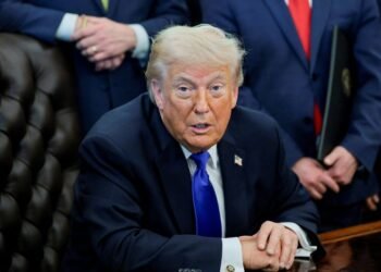 Trump rallies seniors in Florida as Republicans face tough elections