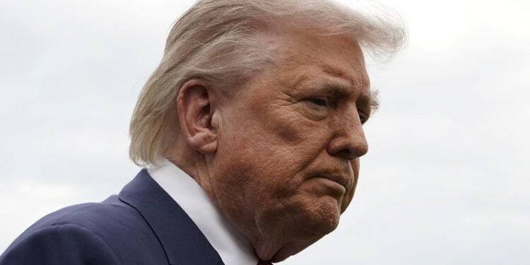 Trump says Iran ceasefire on ’life support’ after rejecting Tehran’s response