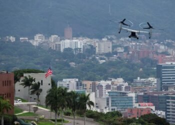 US conducts military drill over Venezuelan capital Caracas