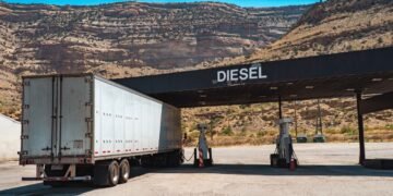 U.S. households face serious pain beyond gas prices as diesel nears record highs