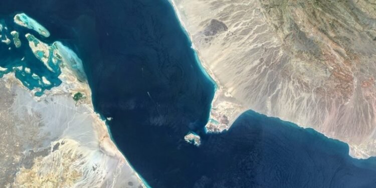 US plans to guide ships through Hormuz, Brent oil drops 2.4%