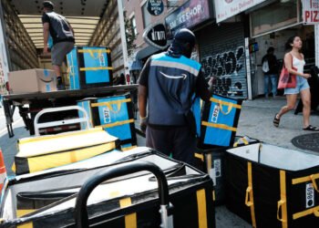 U.S. retail sales rise again, but higher gas prices and inflation play a big role