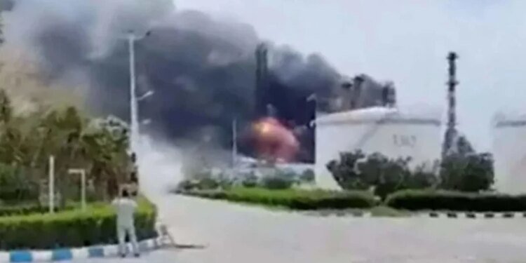 United Arab Emirates conducts secret airstrike on Iran’s Lavan Island refinery