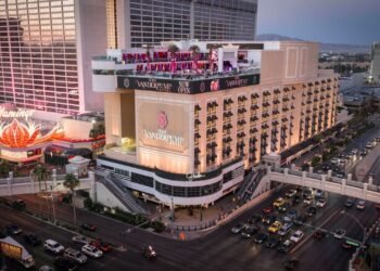 48 Hours Inside Lisa Vanderpump's Fever Dream of a Vegas Hotel