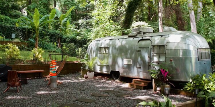 9 Vintage Trailers That Have Found a Second Life as Airbnbs