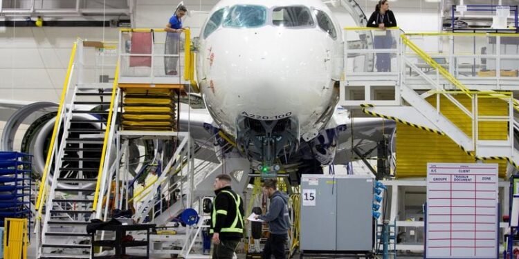 Airbus in limbo over early launch of larger A220, sources say