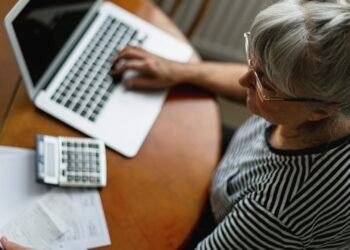 Annuity options are growing in 401(k)s, but adoption remains limited