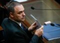 Argentina cabinet chief resigns after corruption allegations