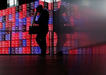 Asia markets brace for selling after tech rout hits Wall Street