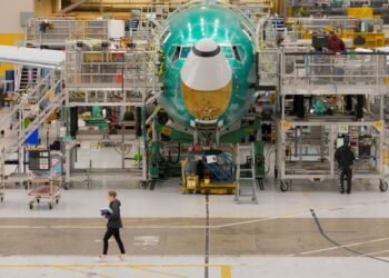 Boeing weighs 737 ramp-up to approach Airbus production targets, Air Current reports