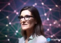 Cathie Wood predicts inflation collapse as Fed hike fears grow - 1