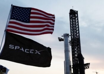 Early SpaceX investors will now reap the rewards