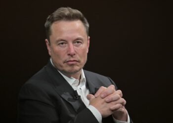 Elon Musk makes sky-high trillion-dollar forecast for SpaceX revenue