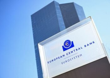 Euro zone consumers cut inflation bets for the next year, ECB survey shows