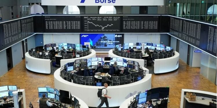 European shares rally as Middle East peace hopes drag oil prices lower
